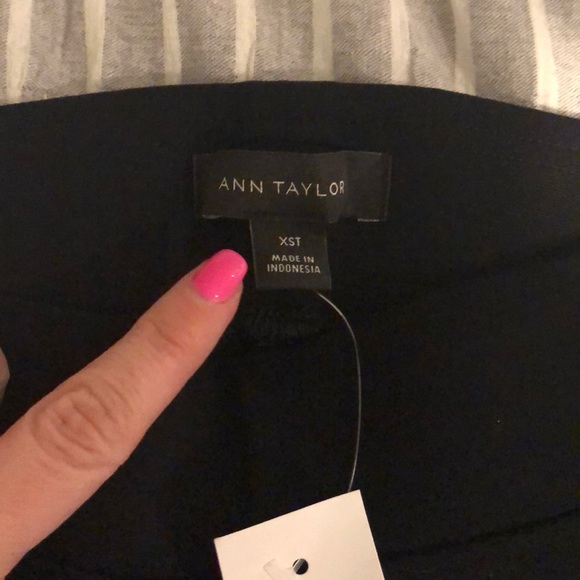 Ann Taylor pants - Picture 2 of 4